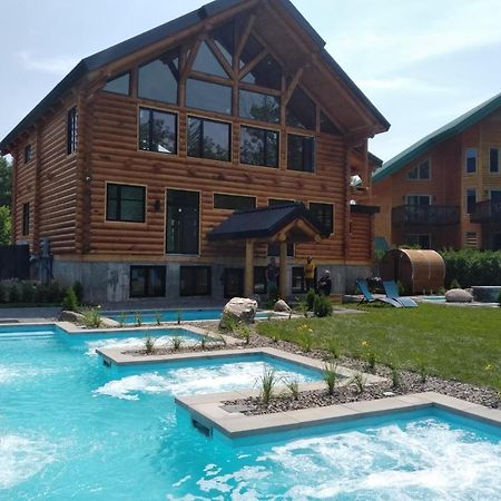 Chalets Et Spa Lac Saint-Jean Chambord Buitenkant foto
