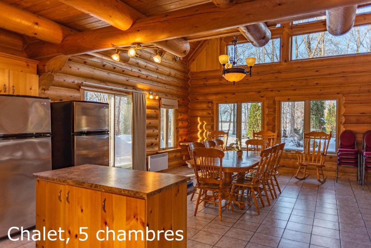 Chalets Et Spa Lac Saint-Jean Chambord Buitenkant foto