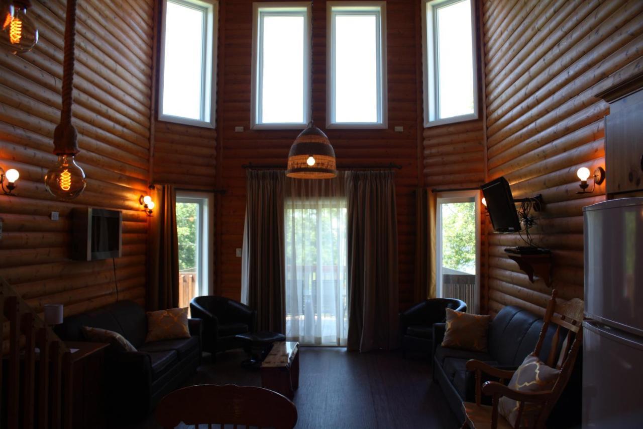 Chalets Et Spa Lac Saint-Jean Chambord Buitenkant foto