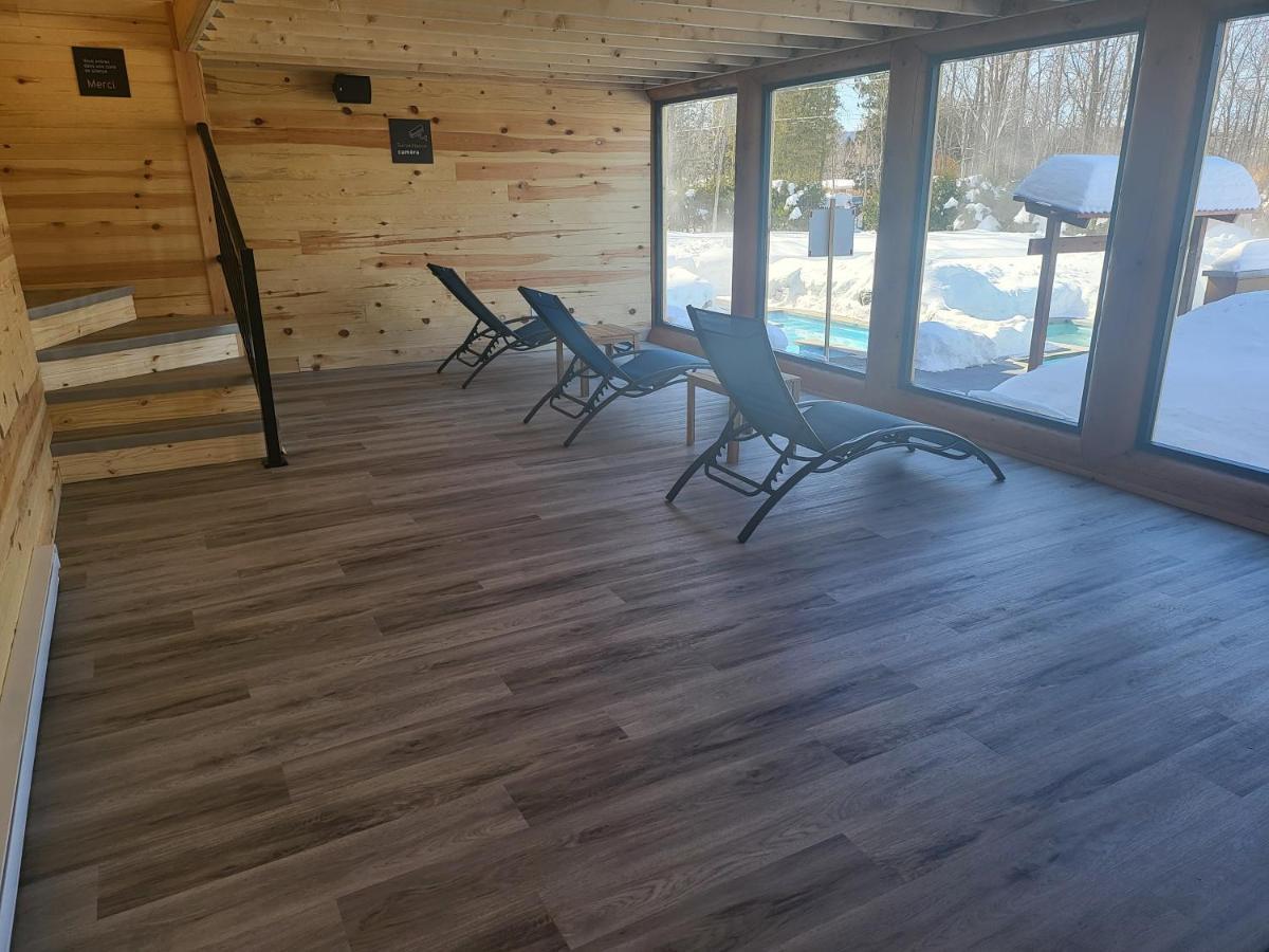 Chalets Et Spa Lac Saint-Jean Chambord Buitenkant foto